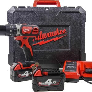 Perceuse à percussion Milwaukee M18 BPD-402C - Sans fil 18 V avec couple 60 Nm - Deux vitesses et batterie 4 Ah - Coffret inclus